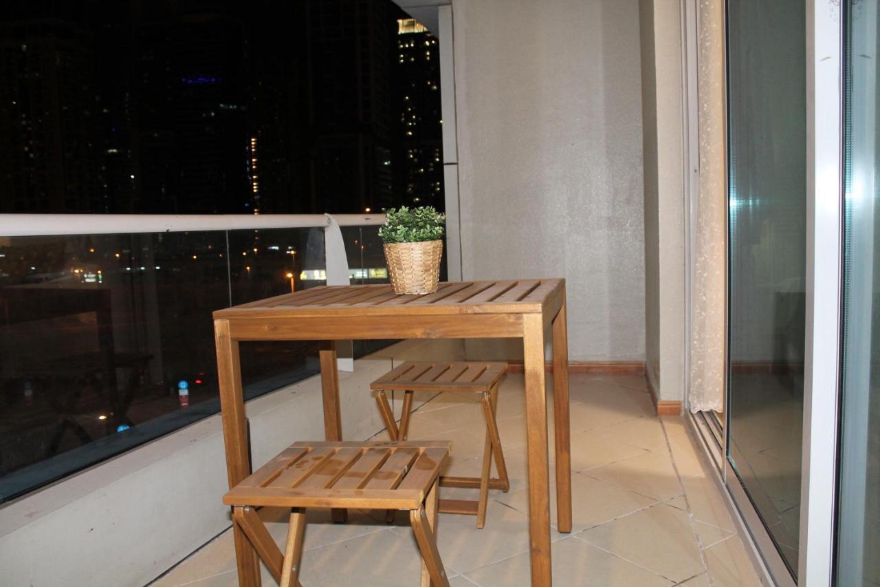 Newly Furnished Cozy 1 Bedroom Apartment Close To Jbr Beach And Metro Дубай Екстер'єр фото