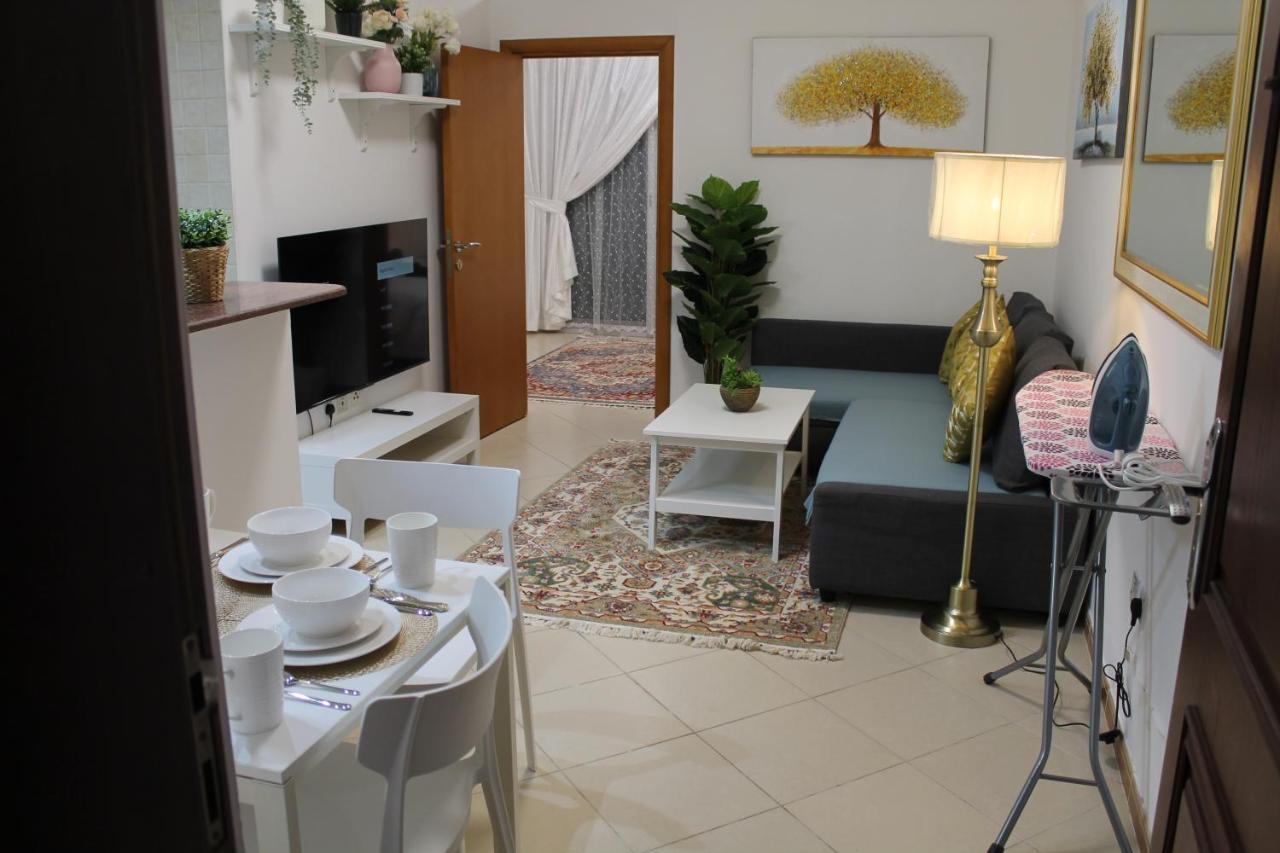 Newly Furnished Cozy 1 Bedroom Apartment Close To Jbr Beach And Metro Дубай Екстер'єр фото