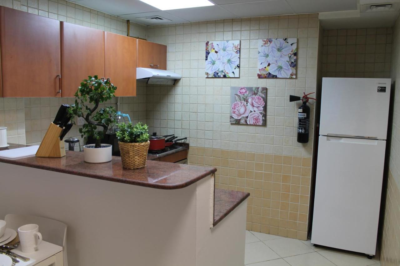 Newly Furnished Cozy 1 Bedroom Apartment Close To Jbr Beach And Metro Дубай Екстер'єр фото