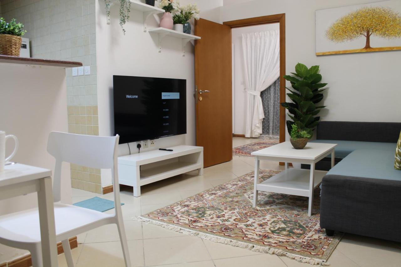 Newly Furnished Cozy 1 Bedroom Apartment Close To Jbr Beach And Metro Дубай Екстер'єр фото